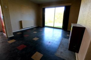 Living Room- click for photo gallery
